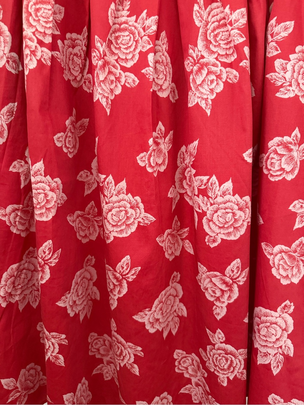 Like New Modcloth 100% Cotton Red &White Rose Print Pull-On Retro Style Skirt - Picture 3 of 8